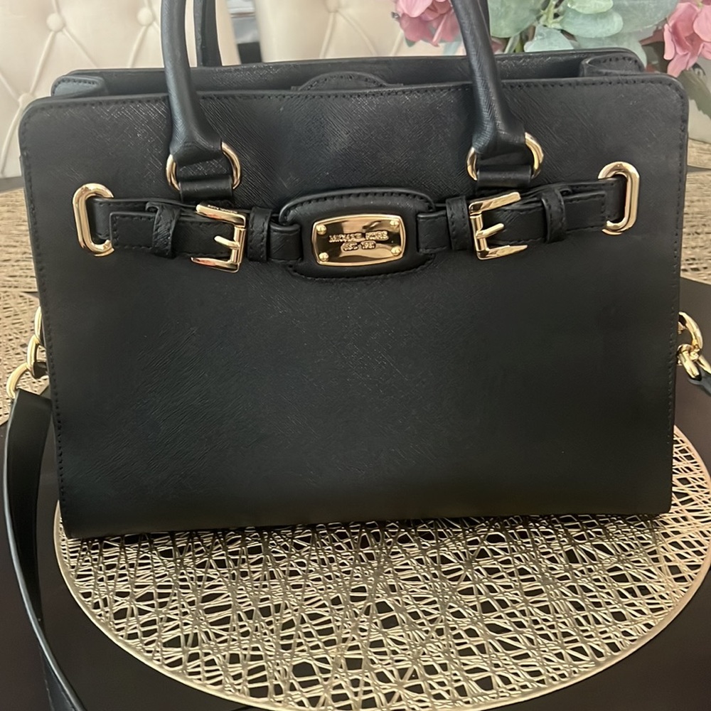 Micheal Kors bag